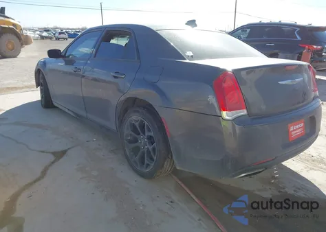 2019 Chrysler 300 300S из США, поврежденный, VIN 2C3CCABG4KH693937